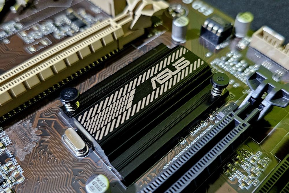 Placa baza gaming Asus Trooper B85 Plus socket 1150