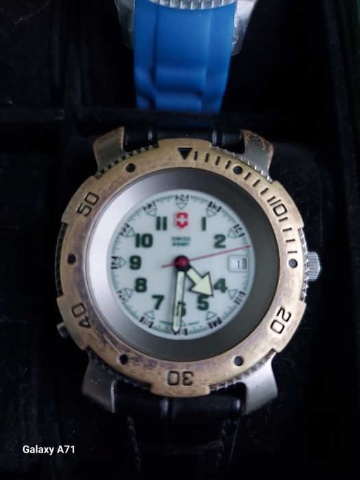 Festina,Hilfiger и др.