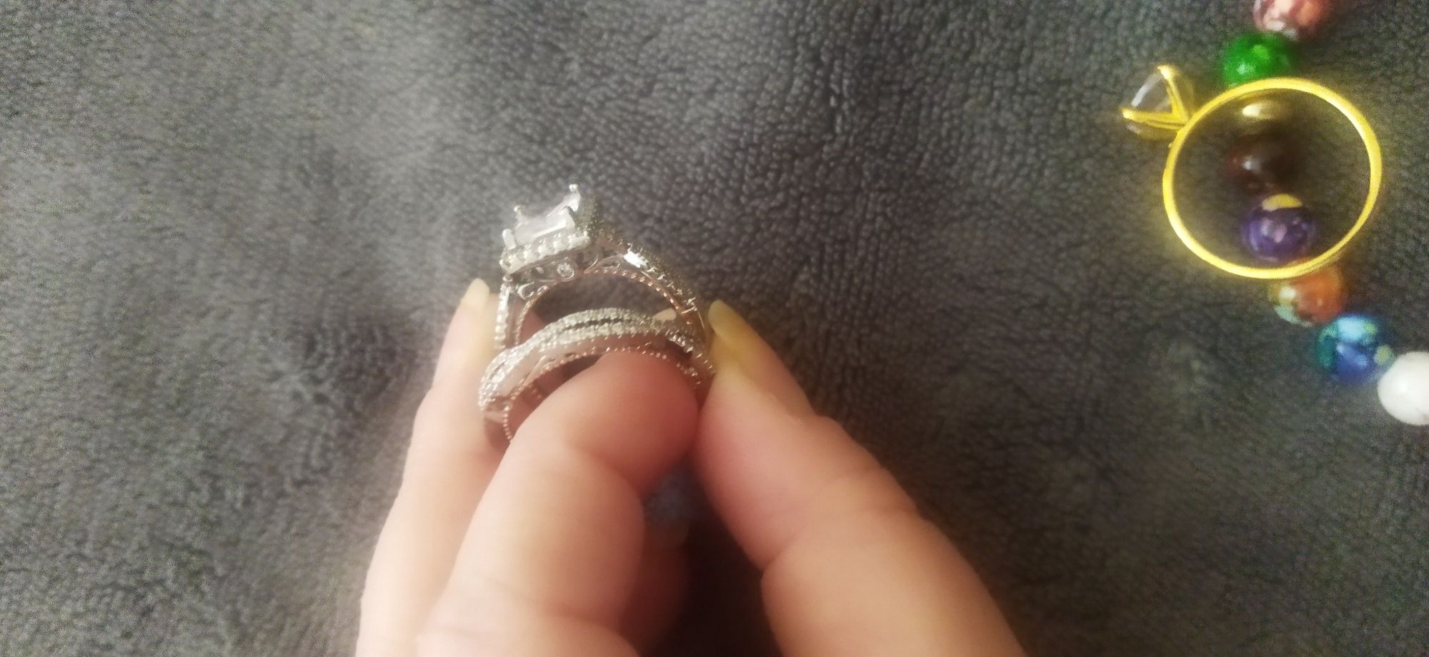 Двоен пръстен нов