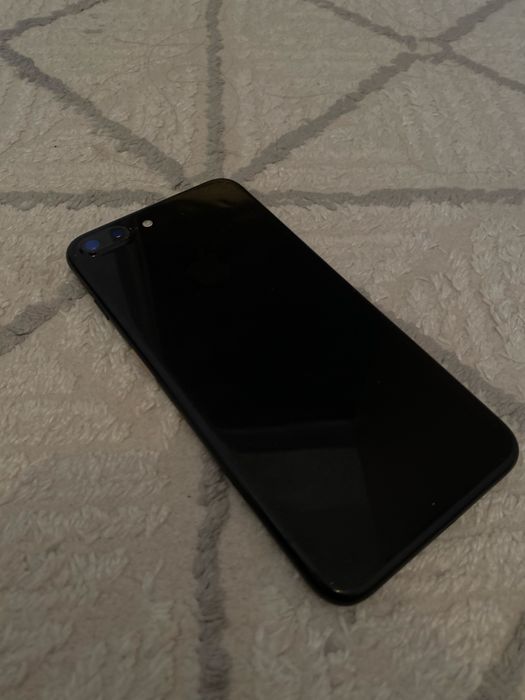 Iphone 7 plus продам