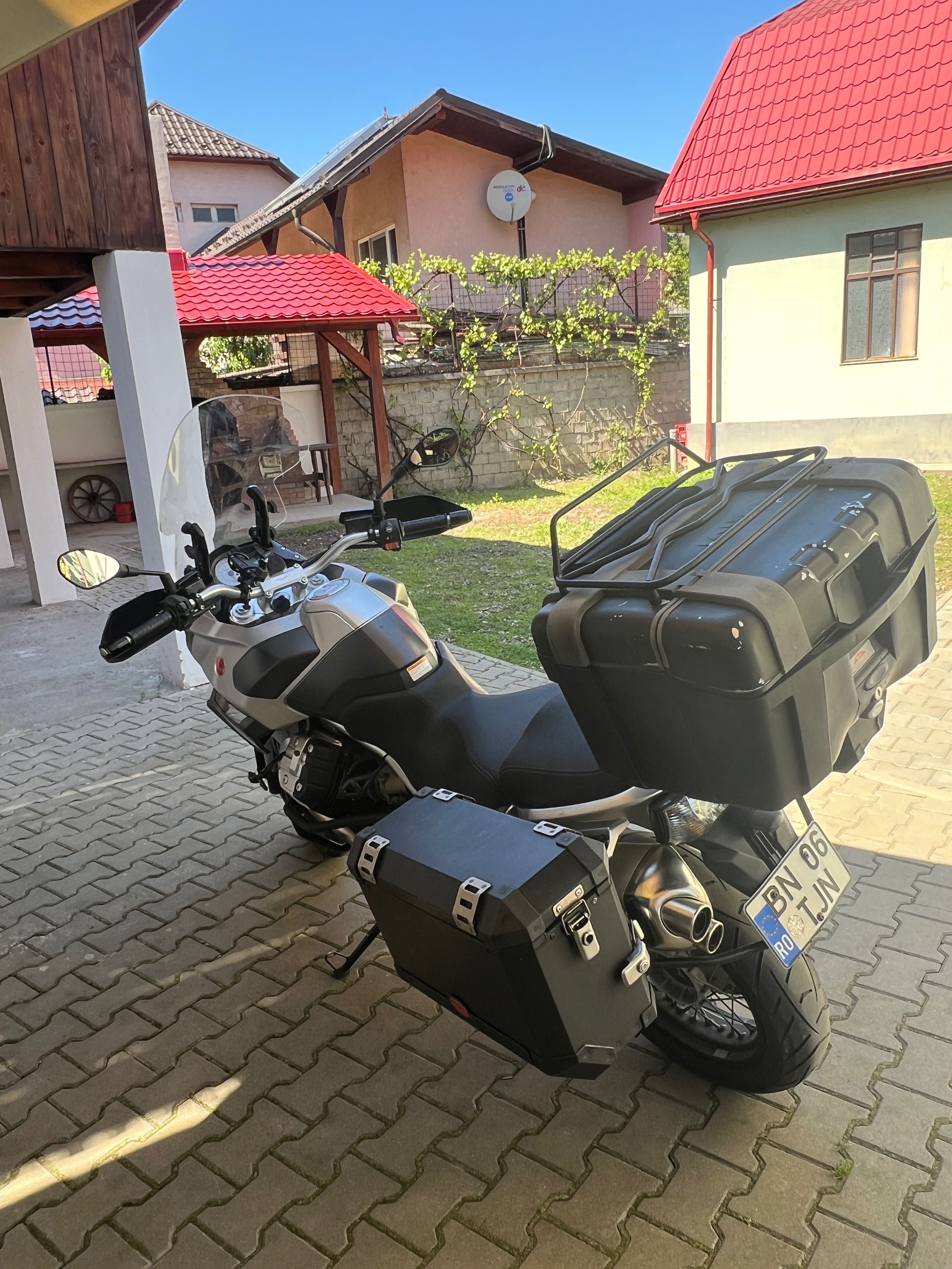 Moto Guzzi Stelvio 1200 NTX