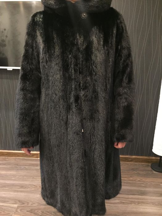 Продам! Норковую шубу