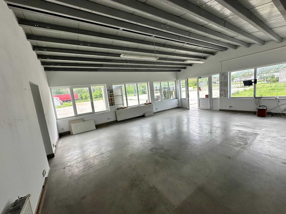 Platforma betonata+hala metalica+showroom 4000mp