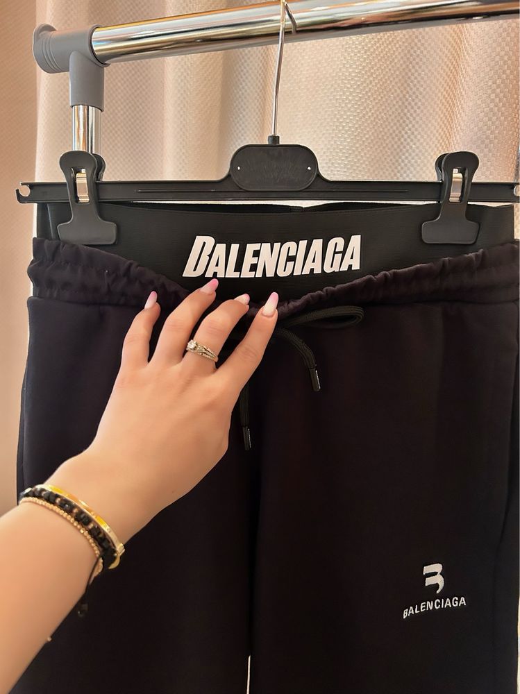 Compleu Balenciaga - New Model - Colecție noua