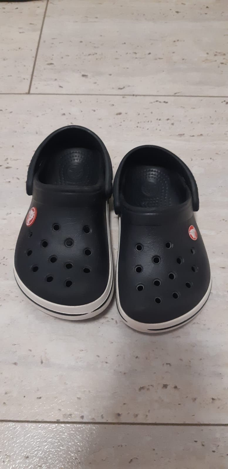 Pantofi crocs unisex mărimea 23