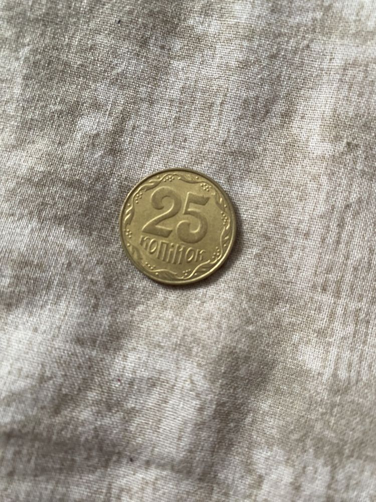 Продам старинную украинскую монету 1992 года