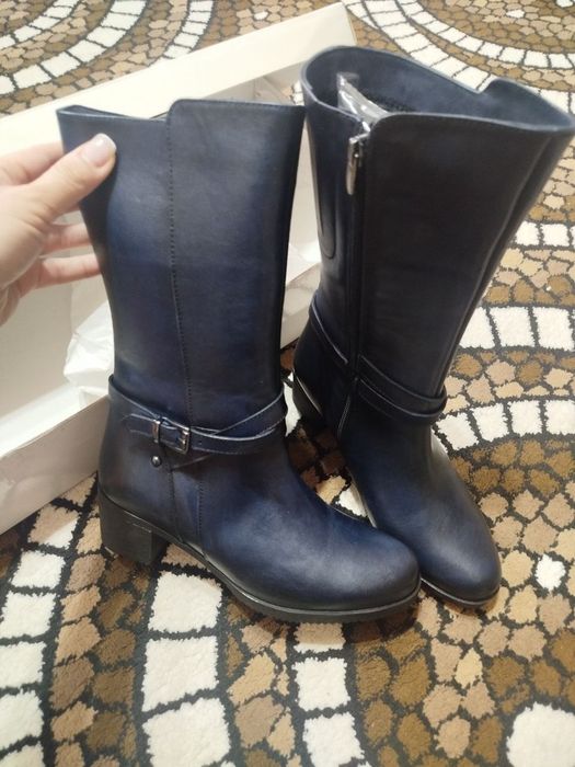 Продам сапоги из натуральной кожи