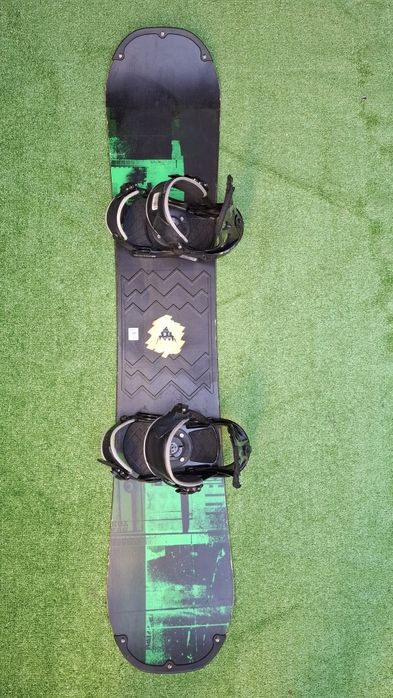 Placa snowboard Burton 160 wide cu legaturi Burton