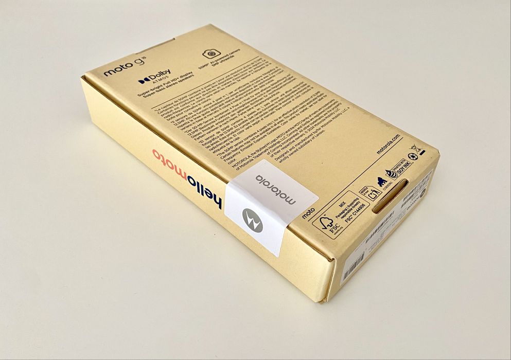 Motorola G15 8/512 Grey - Нова и запечатанa, в гаранция!