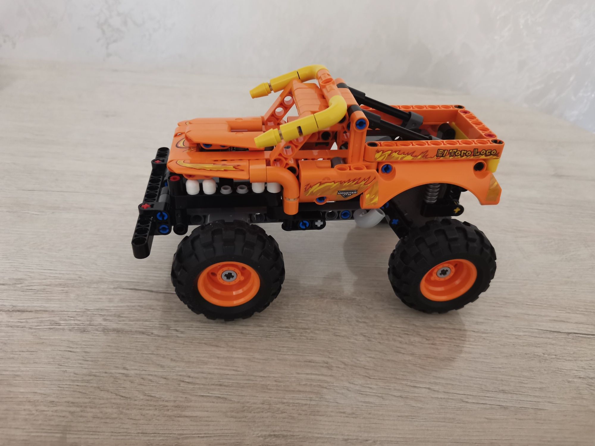 Lego Technic 42135 Monster Jam El Toro Loco