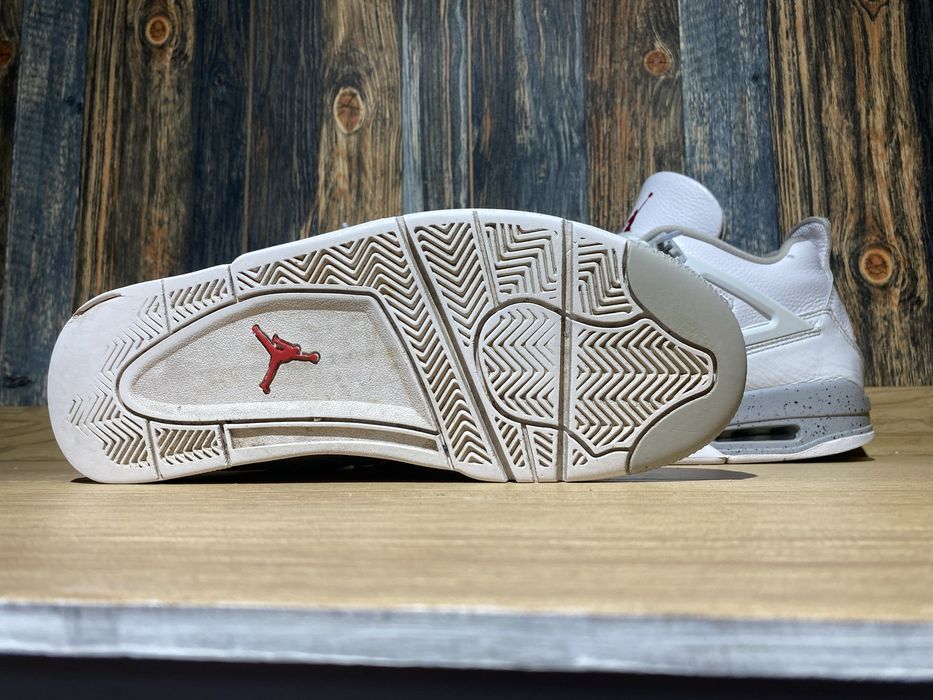 Vând Air Jordan 4 Oreo Originali