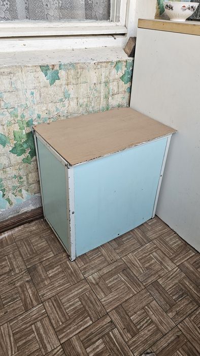 Отлам бесплатно Старые мебели