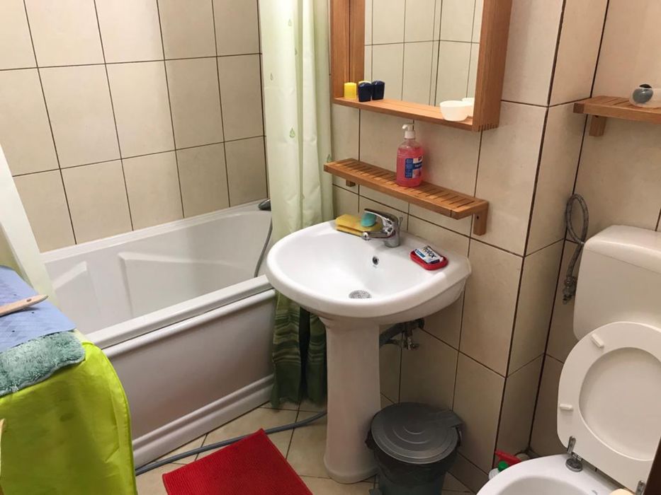 Garsoniera de inchiriat in Sinaia!