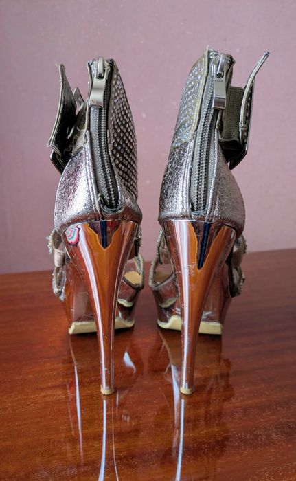 Sandale de lux Best Shoes argintii, cu detalii strălucitoare