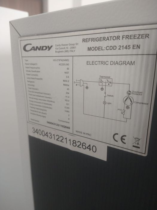 Frigider cu 2 usi Candy 204 l inaltime 143 cm ALB