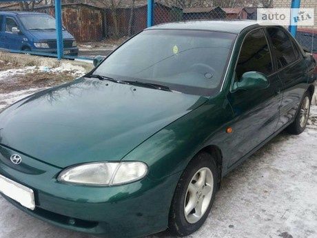 Запчасти на Hyundai Elantra j2 1998г