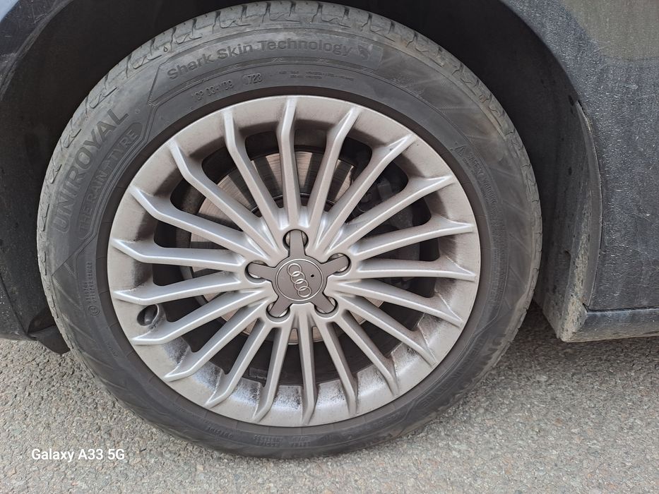 Vând set 4 jante aliaj spițate R17