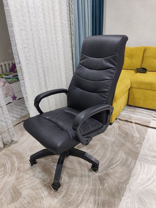 Koja stol aylanadigan tebranadigan holati yaxshi Kam ishlatilgan