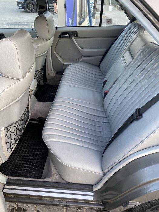 Mercedes W124 300E 1988 atestat istoric