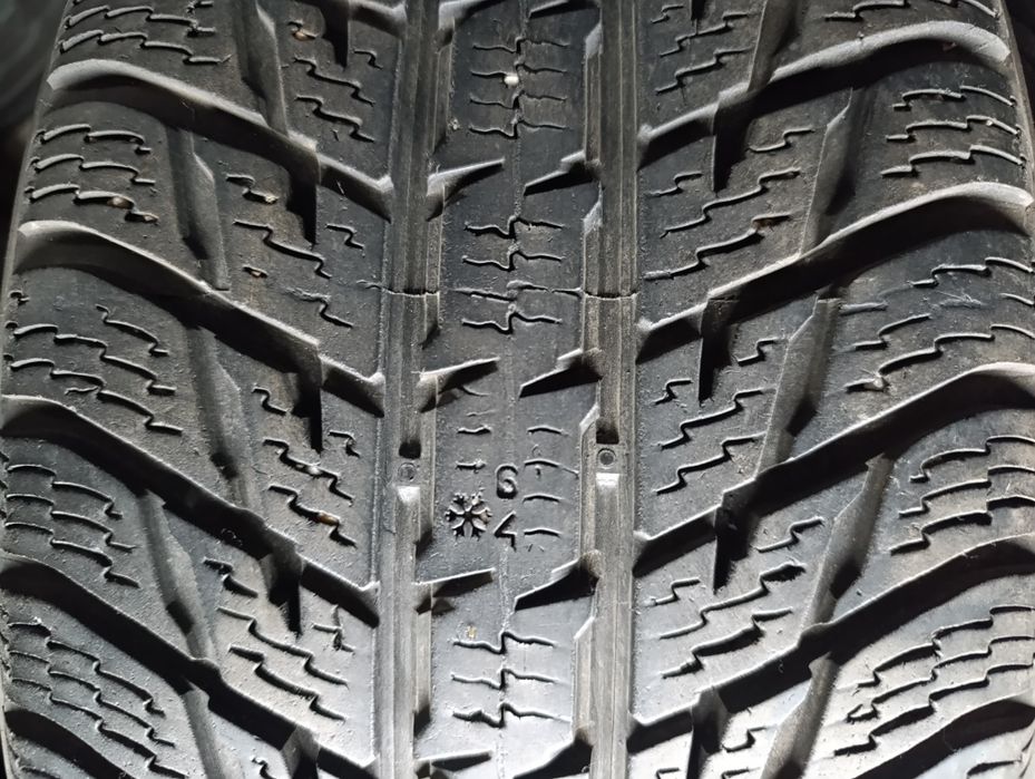 Anvelope de iarnă 245 65 17 Nokian