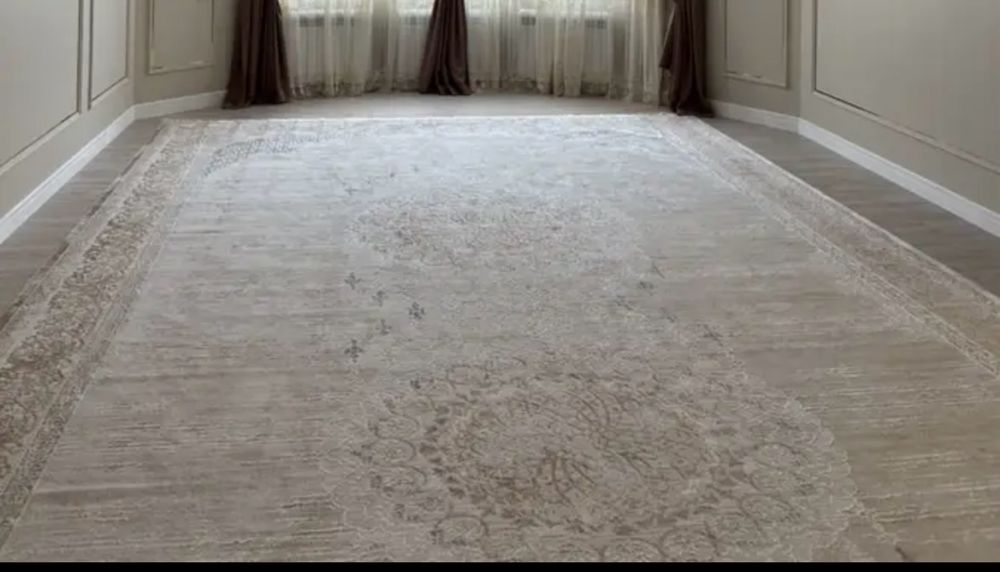 Кілем сатылады 4*7