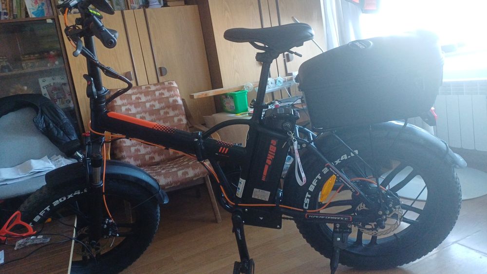 Продавам ел колело