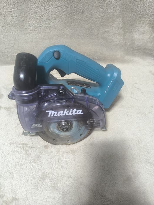 Makita DCC500 mașină de tăiat cu disc diamantat