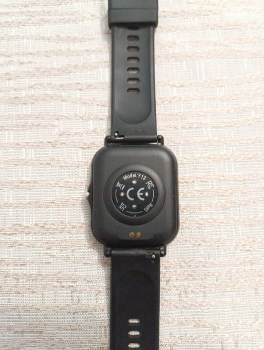 НОВ смарт часовник