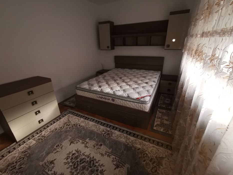 Inchiriez apartament cu 3 camere in Lugoj