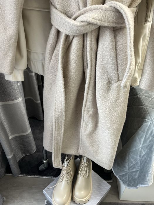 Дамско палто и грейка