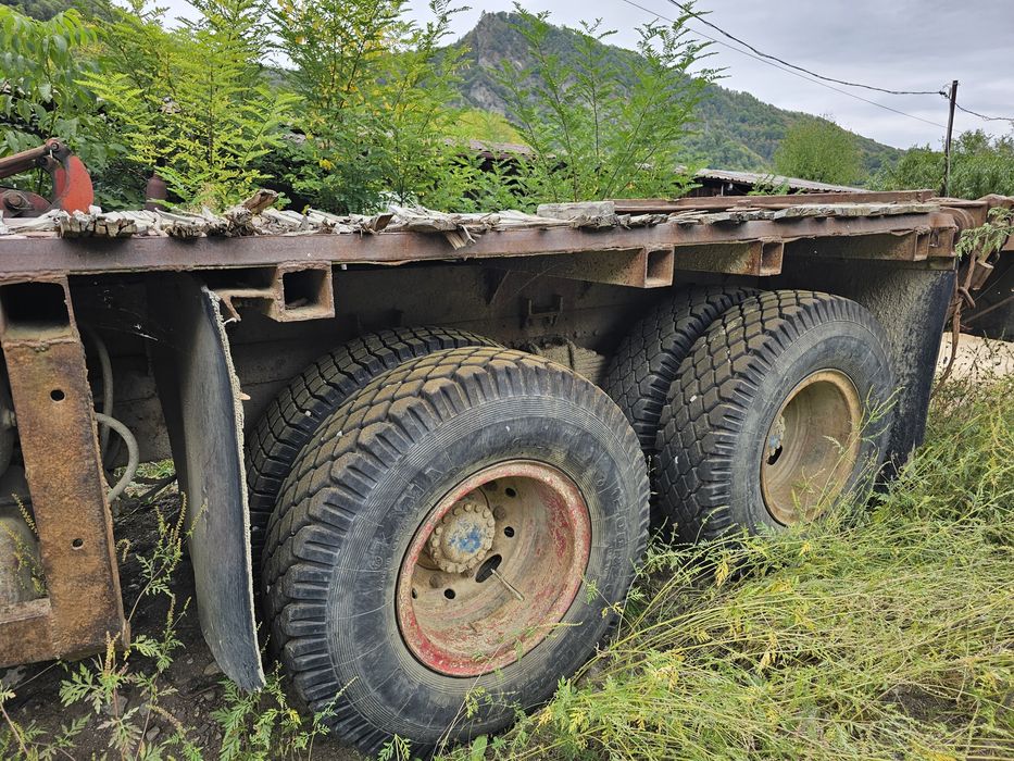 Camion forestier roman , troliu, raba