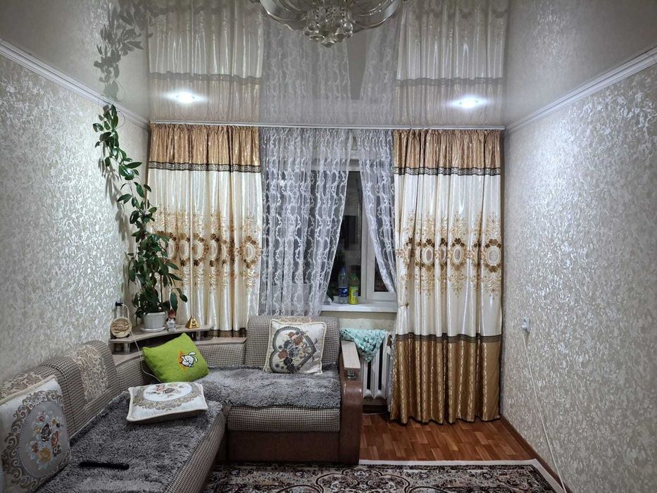 3х комнатная квартира на Уюте