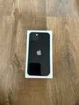 Продавам iphone 13 в отлично състояние