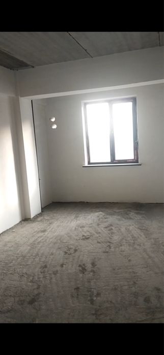 фаргона ш. фестивал худида 1 хонали квартира сотилади