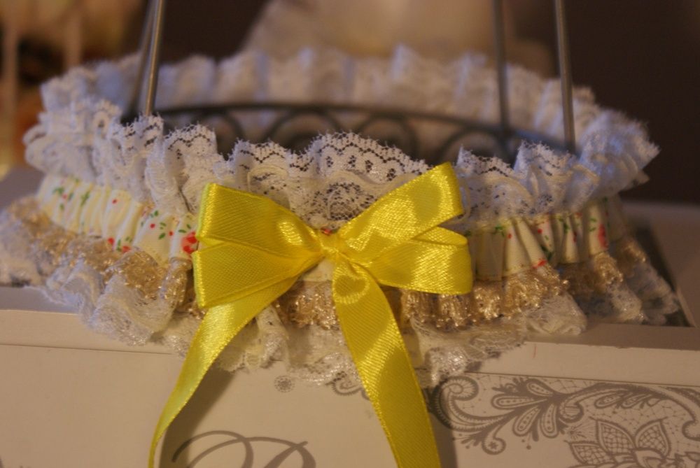 Jartiera mireasa NOUA hand made 100% in Romania Bridal garter