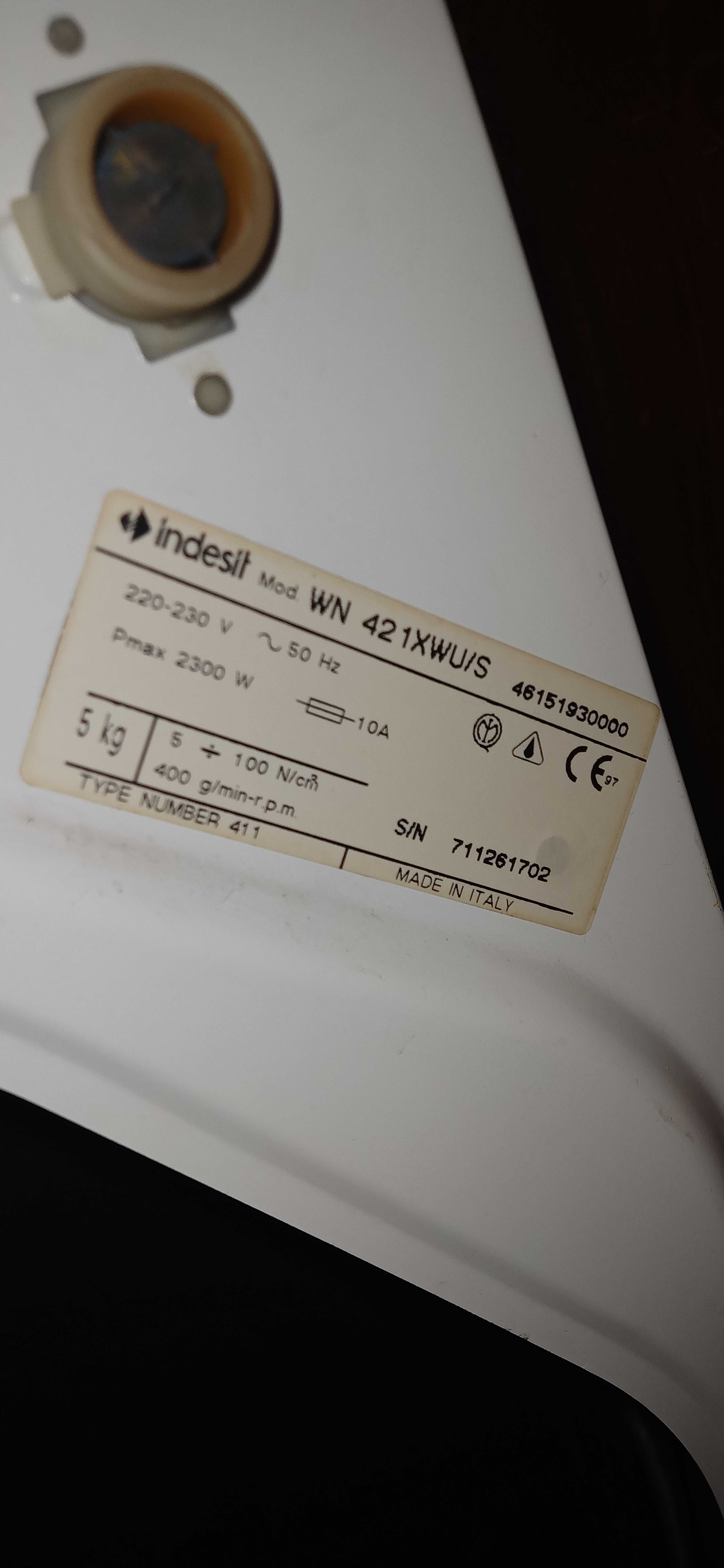 indesit  wn 421xwu/s