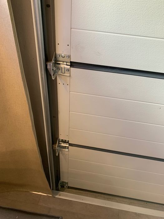 Продава се Гараж / Паркомясто в с. Брестовене, Област Разград - 5 кв.м за 173 €/кв.м - Снимка #4