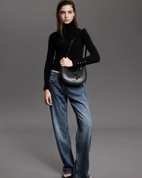 Сумка от Charles & Keith