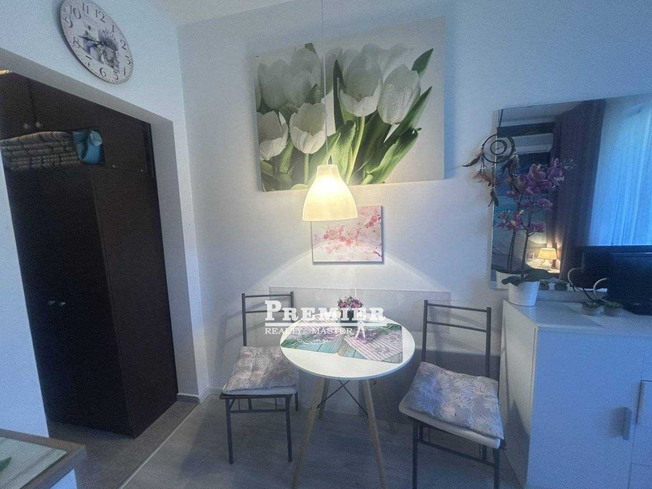 Продава се Едностаен апартамент в Поморие - 33 кв.м за 1304 €/кв.м - Снимка #3