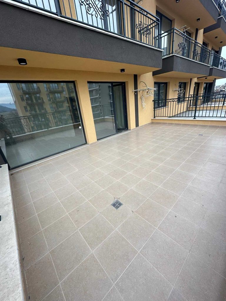 Продава се Тристаен апартамент в Пловдив, Кършияка - 108 кв.м за 1500 €/кв.м - Снимка #3