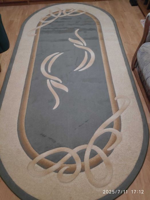 Covor de sufragerie și două carpete