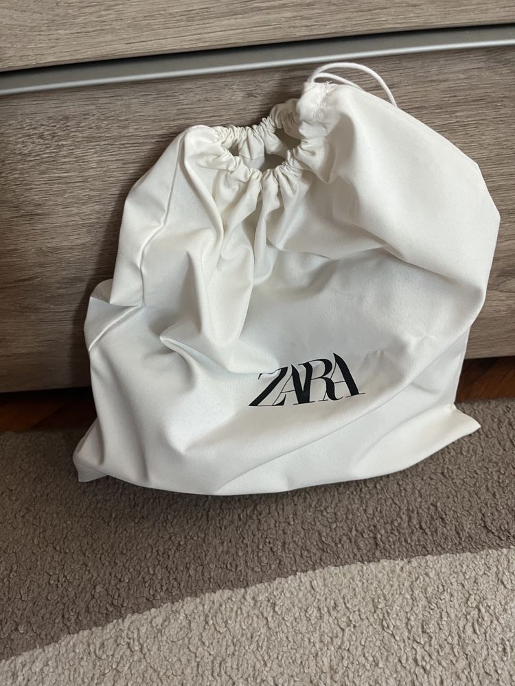Зара елегантни обувки с камъчета на ток/ Zara shoes