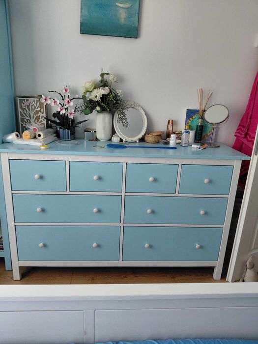 IKEA HEMNES – bibliotecă + comodă 8 sertare