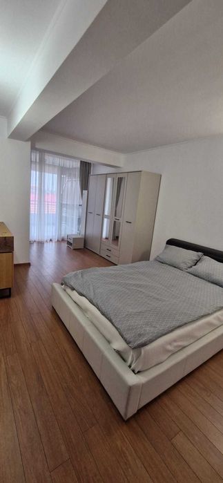 Inchiriez apartament 2 camere Luceafarul 70 mp