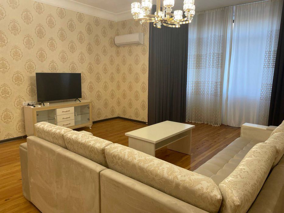 Аренда ц-1 Габус Блек стар бургер с лифтом