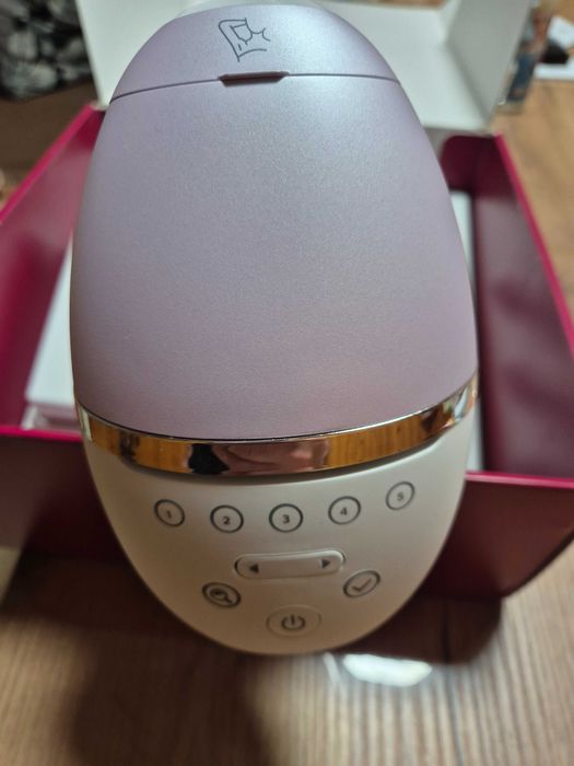 Фотоепилатор Philips Lumea BRI949/00, 450000