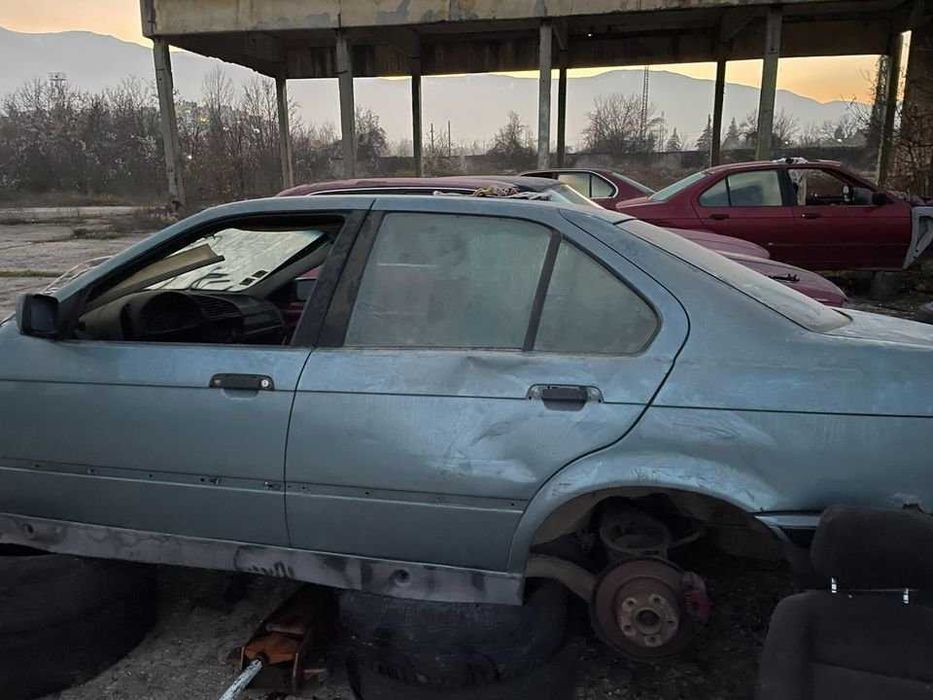 БМВ/BMW E36ци НА ЧАСТИ 318/320