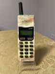 Ericsson 377 със зарядно