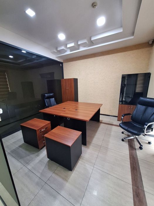 18м2 вдоль дороги с мебелью Бабура