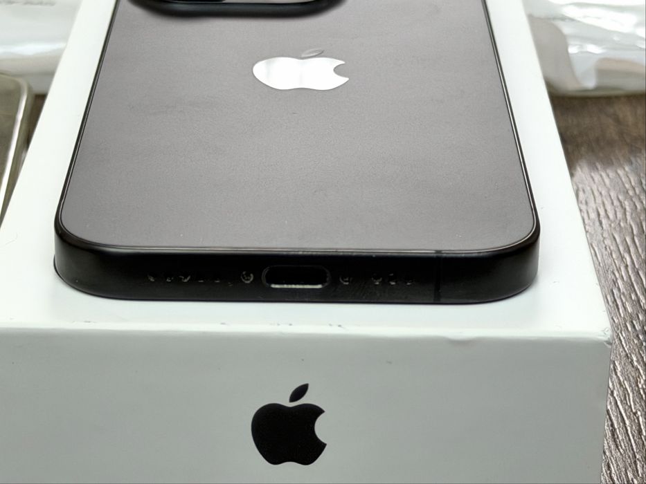 iPhone 15 Pro Black Titanium, 128 Gb